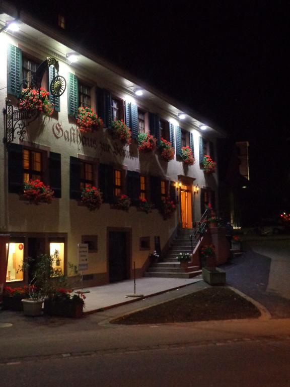 Gasthaus Zur Sonne Aesch  Bagian luar foto